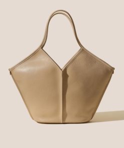 Latishasosa.shop03bed58a68 1