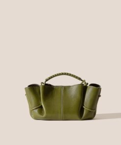 Latishasosa.shop12278215c3 1