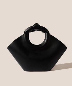 Latishasosa.shop249a3753df 1