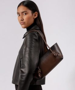 Latishasosa.shop4aef682626 2