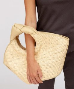 Latishasosa.shop80d6cb7eb4 2