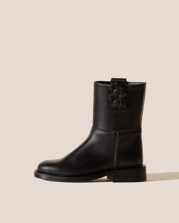 Latishasosa.shop989105fc4d 1