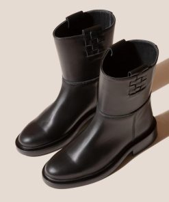 Latishasosa.shop989105fc4d 2