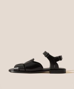 Latishasosa.shop9f6d7f1153 1