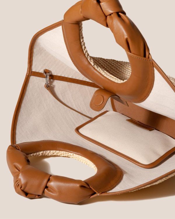 Latishasosa.shopa51322bdd5 3