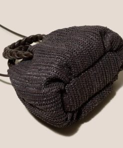 Latishasosa.shopce3e3221bc 4