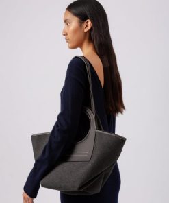 Latishasosa.shopd12a3596e0 2