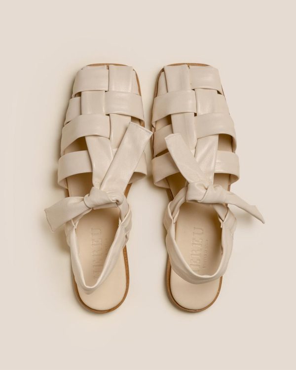 Latishasosa.shopd605179728 2