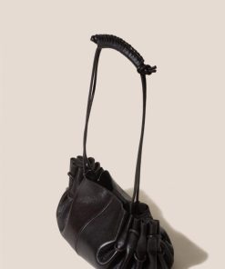 Latishasosa.shope5b2fe72aa 2